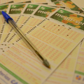 Concurso 3021 da Mega-Sena sorteia prêmio de R$ 42 milhões neste sábado (20)