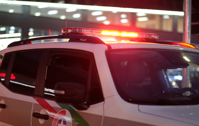 Homem e mulher são mortos a tiros dentro de casa na madrugada em Criciúma