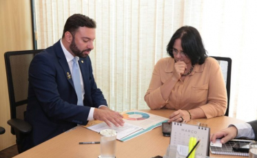 Damares visita Criciúma e Nova Veneza no fim de semana