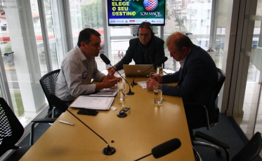 Moisés e Merisio elevam o tom no debate da Som Maior