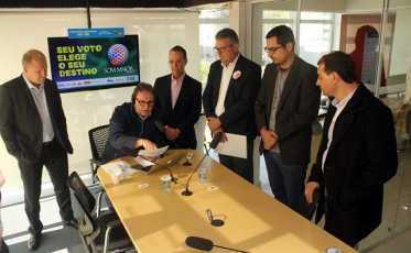 Propostas para Santa Catarina são apresentadas em debate