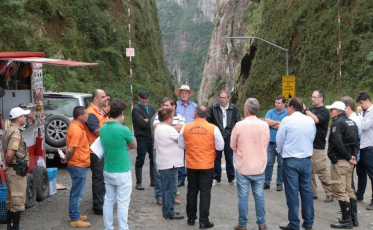 SC-370 é reaberta na Serra do Corvo Branco
