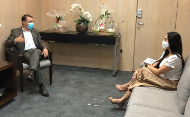 Deputada Federal Geovania leva demandas municipais ao governador