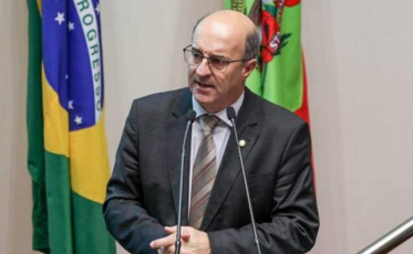 Repasses federais destinados a SC na saúde poderão cair 40%