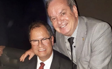 Deputado catarinense quer eleições só em 2022