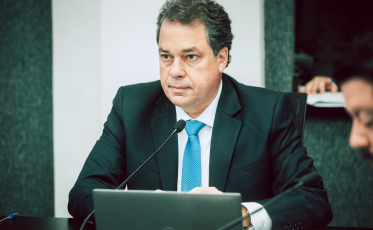 [Áudio] Corte de repasses das Apaes é discussão na Alesc 