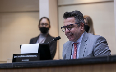 Até dia 20, Alesc vota afastamento de Moisés e Daniela