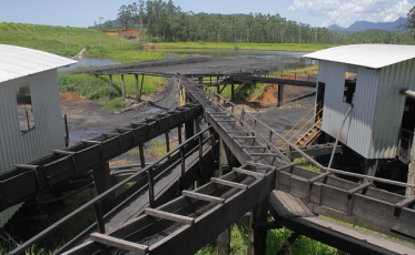Conferindo as barragens e minas de perto