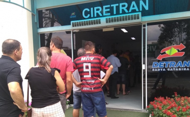 Detran SC antecipa documentação eletrônica de veículos