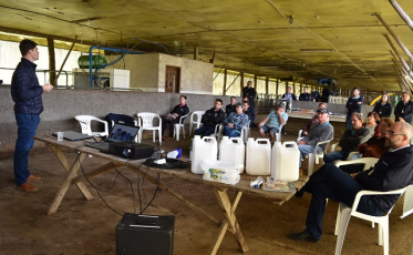 Siderópolis tem Dia de Campo para produtores de leite