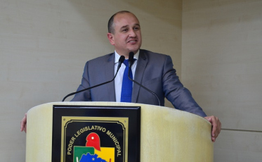 Câmara com um a menos hoje. Goulart deve assumir