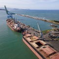 [Áudio] Porto de Imbituba projeta movimentar até 15 milhões de toneladas nos próximos anos