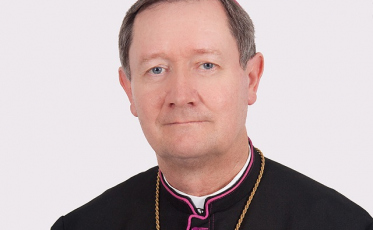 Bispo empossa párocos em suas novas paróquias