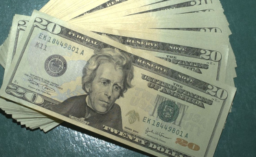 Alta do dólar não deve influenciar no preço da gasolina