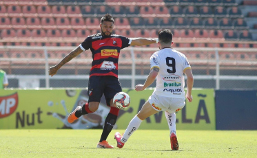 Série C: três times vencem a segunda e tomam a dianteira no Grupo B