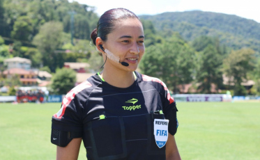 Uma árbitra vai comandar a estreia do Criciúma