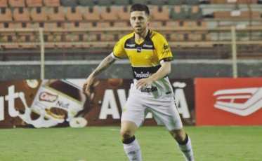 Eduardo chega a cem jogos pelo Criciúma