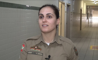 Um ato para festejar os 20 anos de Proerd em Criciúma