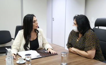 Ministra Damares Alves deve vir a Criciúma