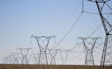 Aneel anuncia bandeira tarifária vermelha para agosto