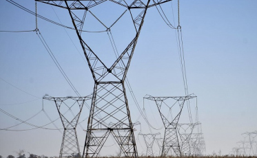 Maio terá bandeira amarela na tarifa de energia