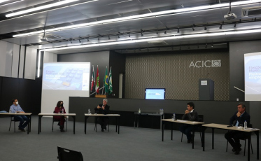 Série de encontros com os candidatos a prefeito é encerrada na Acic