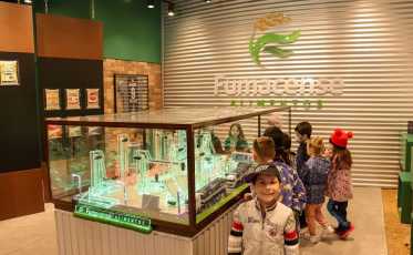 Quase 600 alunos de Morro da Fumaça aprendem no museu da Fumacense Alimentos