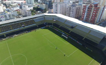 “O único empecilho é a situação do gramado”, afirma Anselmo sobre ceder HH para o Próspera