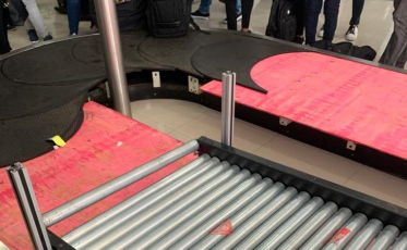 O improviso que conduz as bagagens em Jaguaruna