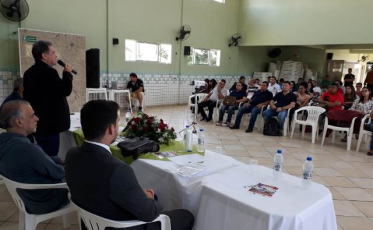 Redução de ritmo de trabalho em frigoríficos em pauta em seminário