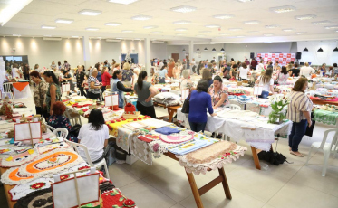 Mais de duas mil pessoas passam pela Expofai