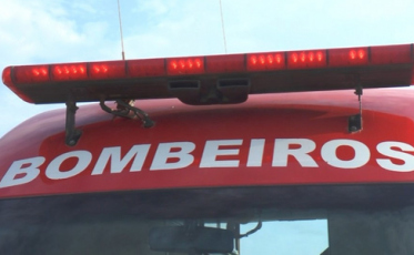 Homem se afoga e é socorrido por guarda-vidas em Balneário Gaivota