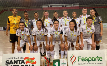 Criciúma é campeã do futsal masculino e feminino da fase Regional dos Joguinhos Abertos