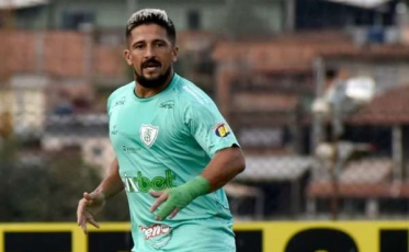 Criciúma inicia conversas para contratar o atacante Aloísio