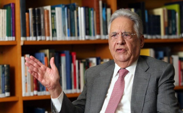 FHC pede a renúncia de Bolsonaro