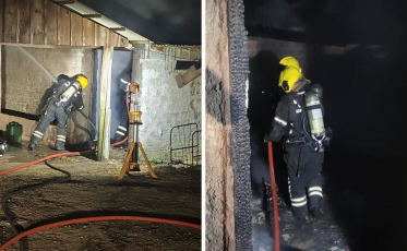 Estufa de fumo fica destruída após incêndio na Sanga do Marco, em Araranguá