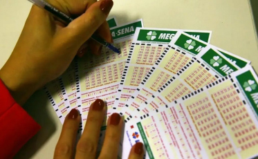 Apostadores de Santa Catarina levam mais de R$ 380 mil na Mega-Sena