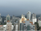 Após calor de 36°C, tempo muda e traz chuva ao Sul de SC