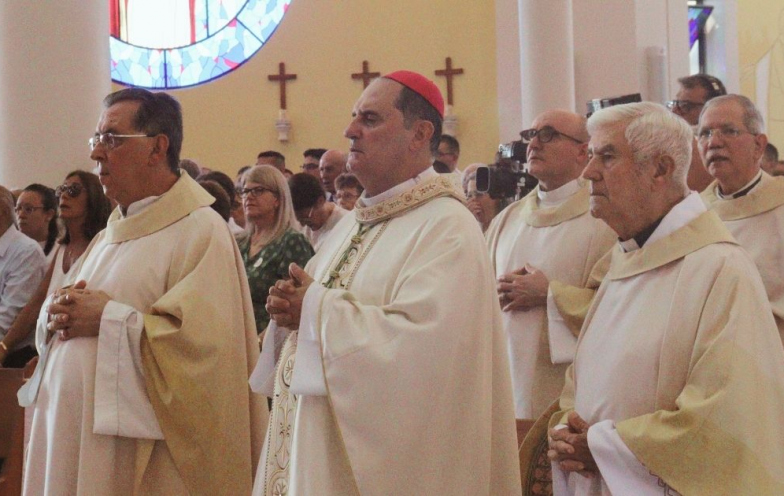 “Chamado a trabalhar e servir”: Dom Milton Zonta é ordenado bispo coadjutor 