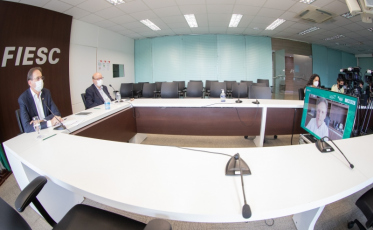 SC manda à União 47 vezes o valor que precisa anualmente para infraestrutura