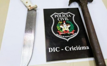 Por ciúmes, ele matou a namorada com martelada e facadas