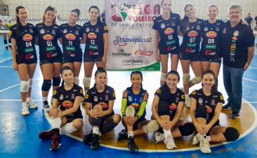Vôlei de Forquilhinha disputa três competições e conquista bons resultados