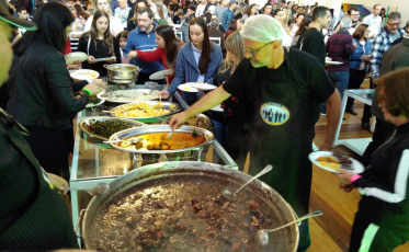 Últimos dias para garantir os ingressos da Feijoada Mágica da Nossa Casa