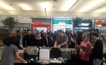 Feira de Vinil leva nostalgia ao Nações