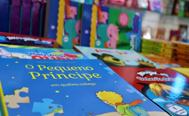 Mês das crianças chega com feira do livro infantil no Criciúma Shopping