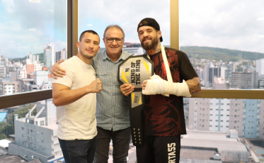 ((Vídeo)) Lutador criciumense nocauteia 1° do Brasil e vence cinturão