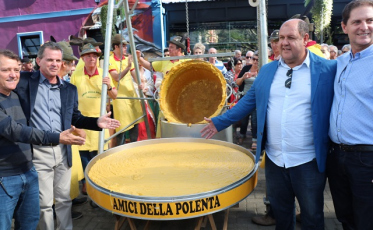 Sexta com feriado e muita animação em Nova Veneza