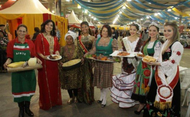 Tombo da Polenta marca lançamento da Festa das Etnias