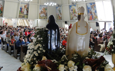 Festa de Santo Agostinho e Santa Mônica com grande público