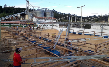 Ritmo acelerado na preparação da estrutura da Festa do Colono